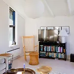 Dom wakacyjny House On Hilltop With View And Decor