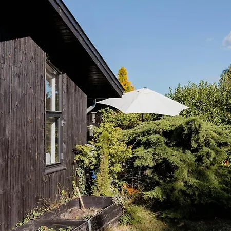 度假居 House On Hilltop With View And Decor *